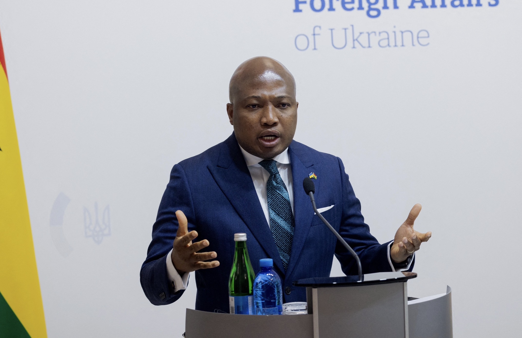 Ghana’s Foreign Minister Samuel Okudzeto Ablakwa addressing the media at Ukraine’s Ministry of Foreign Affairs (Credit: UNITED24 Media)